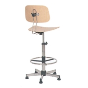 Afbeeldingen van Swivel chairs in beech wood with screw adjustment in painted steel